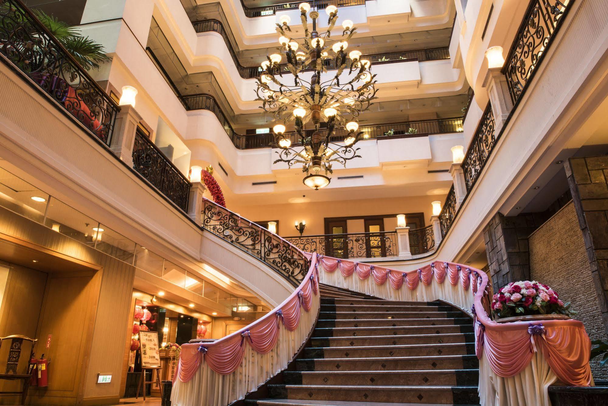 Wei-Yat Grand Hotel Tainan Exterior foto